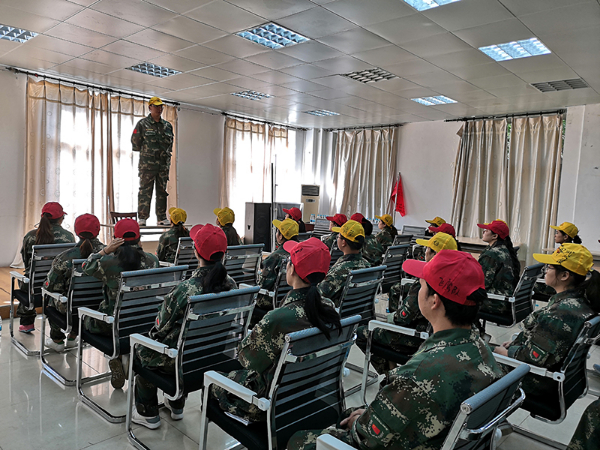 高(gāo)台演講.jpg 高(gāo)台演講.jpg